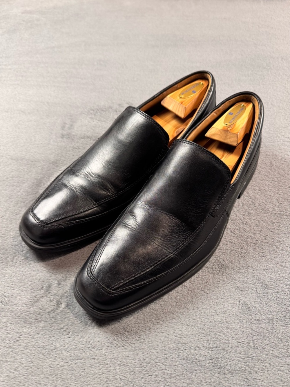 Clarks Tilden Free Black Leather Men's Loafers